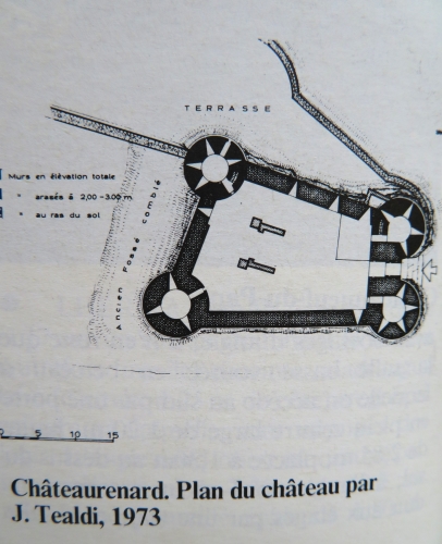 Chateaurenard plan du château d'après les sources