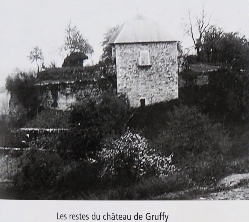 Photo de Gruffy d'aprs les sources